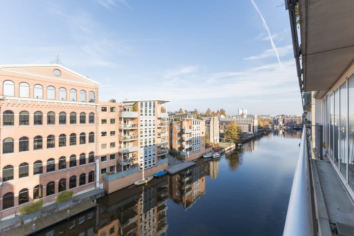 Photo 4 of Valkenburgerstraat 194-M