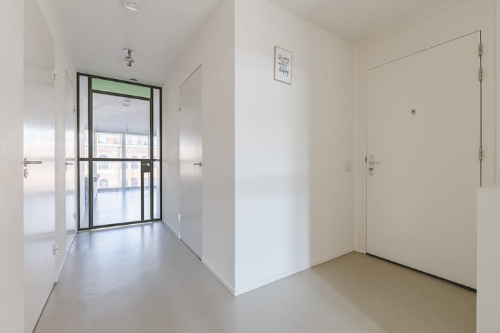 Photo 7 of Valkenburgerstraat 194-M