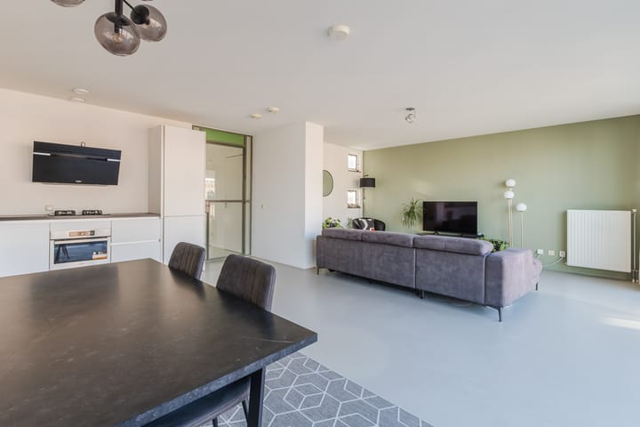 Photo 9 of Valkenburgerstraat 194-M