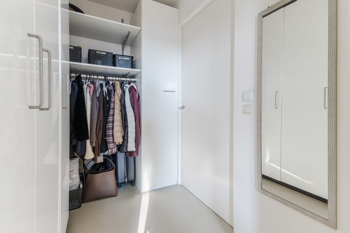 Photo 17 of Valkenburgerstraat 194-M