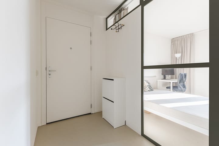 Photo 18 of Valkenburgerstraat 194-M