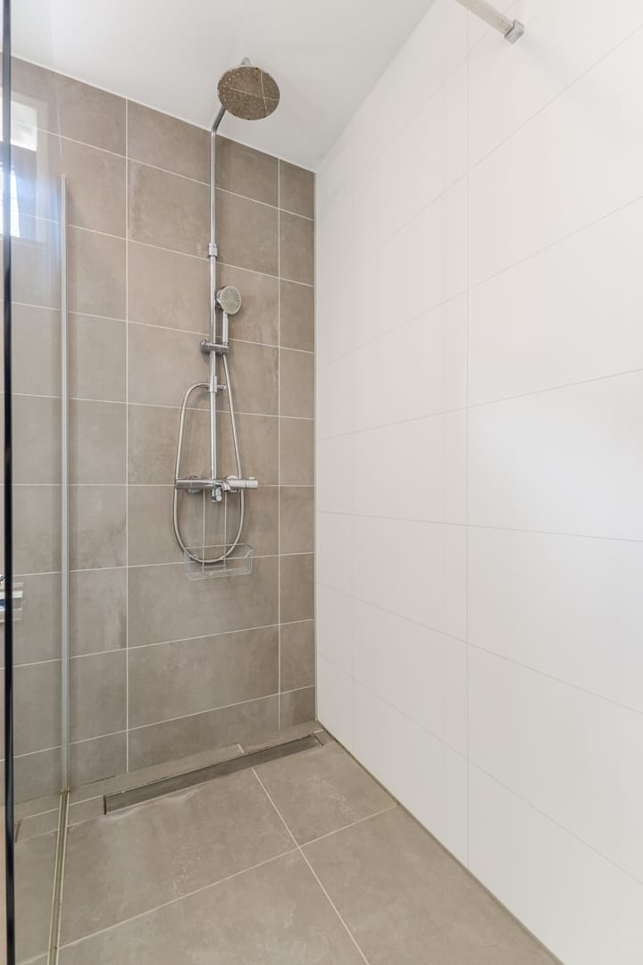 Photo 23 of Valkenburgerstraat 194-M