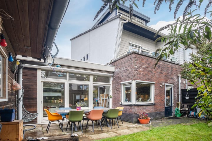 Photo 6 of Alexander Voormolenstraat 10