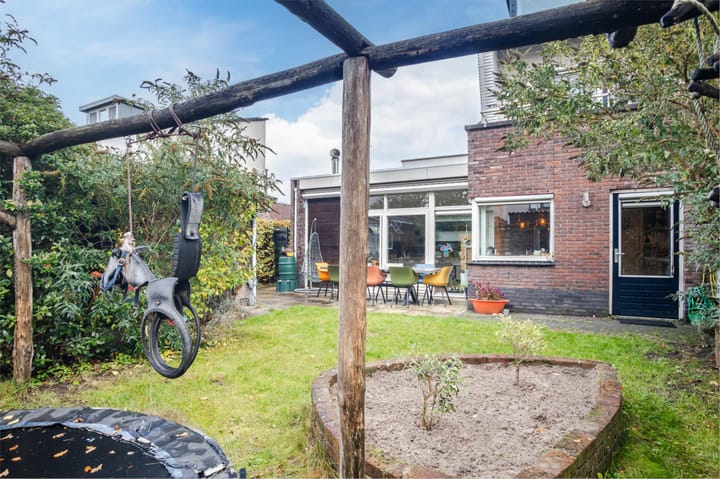 Photo 7 of Alexander Voormolenstraat 10