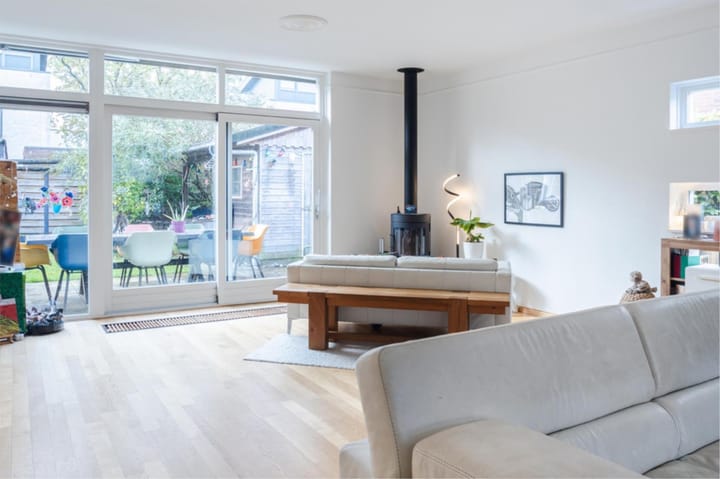 Photo 12 of Alexander Voormolenstraat 10