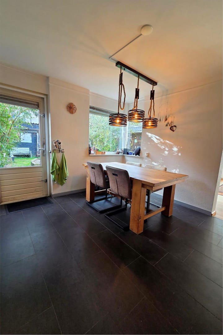 Photo 20 of Alexander Voormolenstraat 10