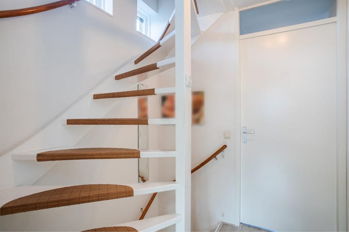 Photo 34 of Alexander Voormolenstraat 10