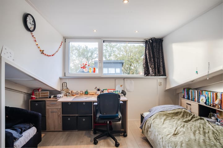 Photo 41 of Alexander Voormolenstraat 10