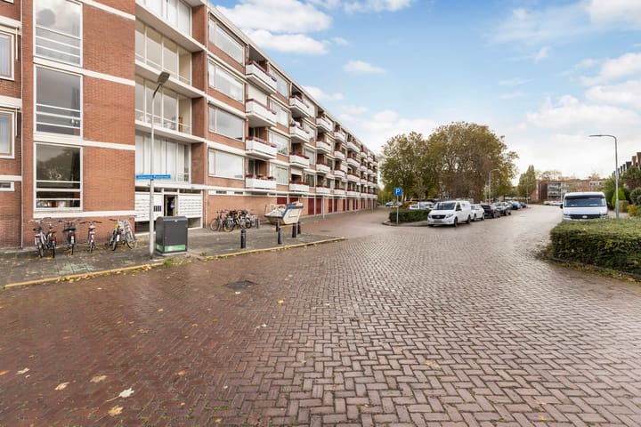 Photo 2 of Johannes Poststraat 121