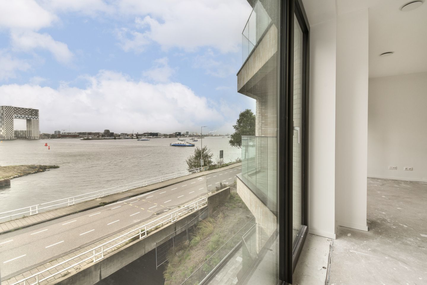 Foto 10 van Grasweg 384