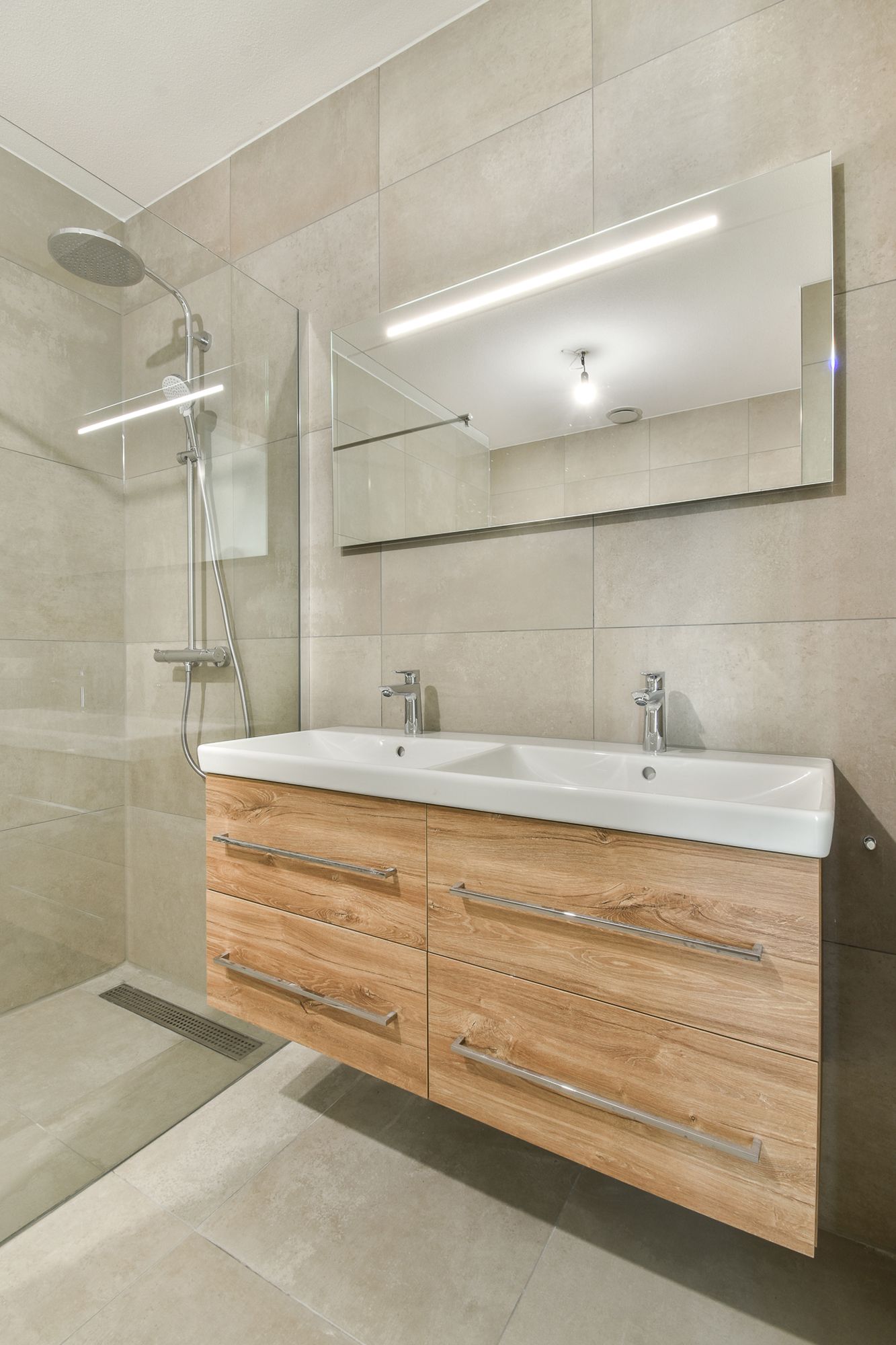 Foto 15 van Grasweg 388