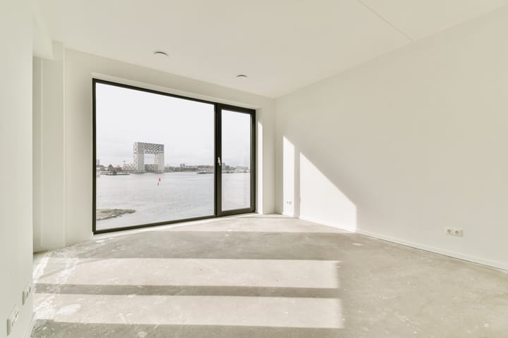 Photo 11 of Grasweg 458