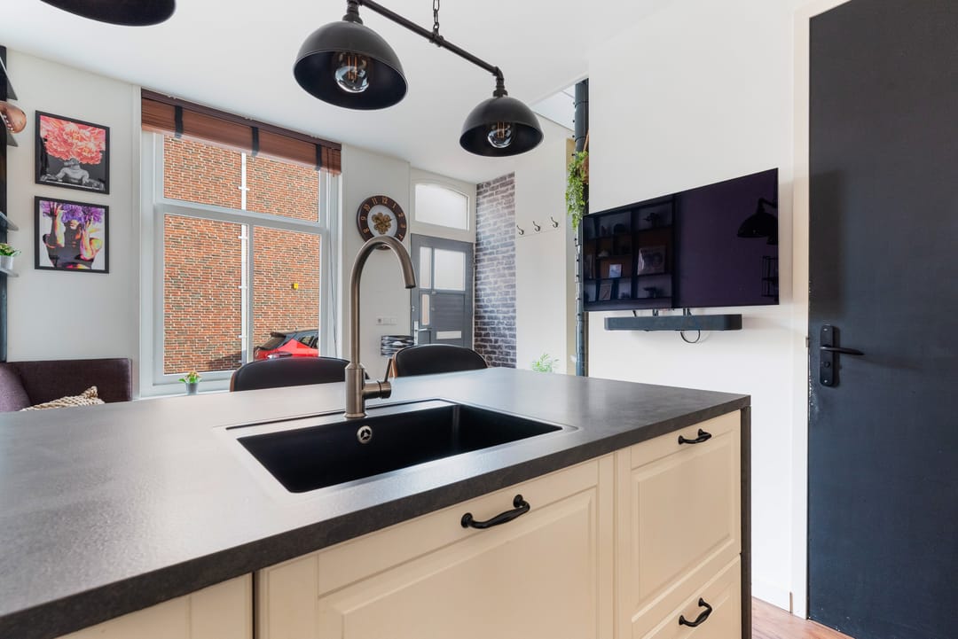 Photo 11 of Havenstraat 98