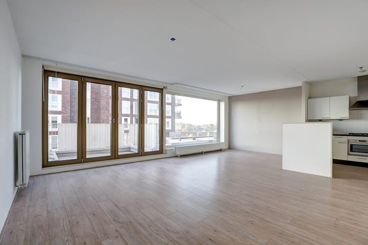 Photo 5 of Gouden Leeuwplein 95