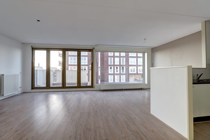 Photo 8 of Gouden Leeuwplein 95