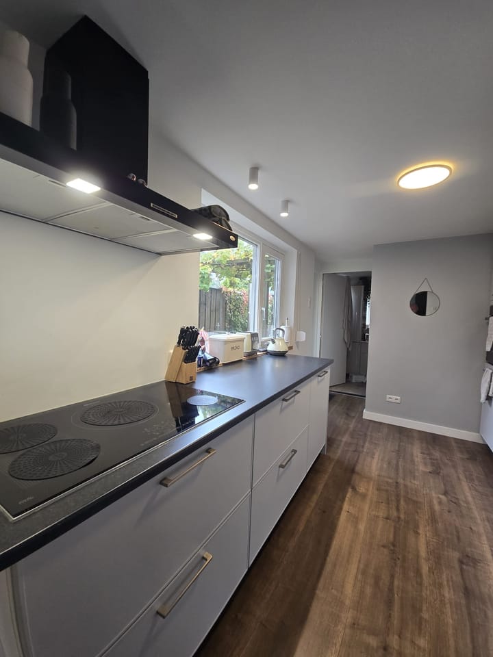 Foto 9 van Van Meterenstraat 24