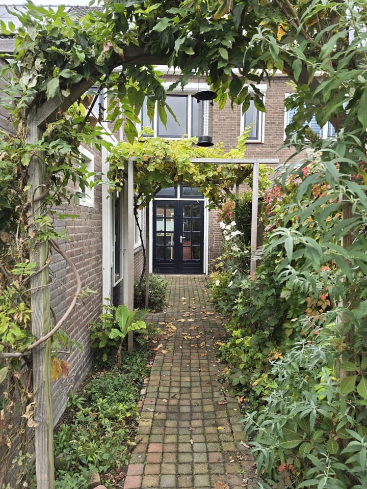 Foto 15 van Van Meterenstraat 24