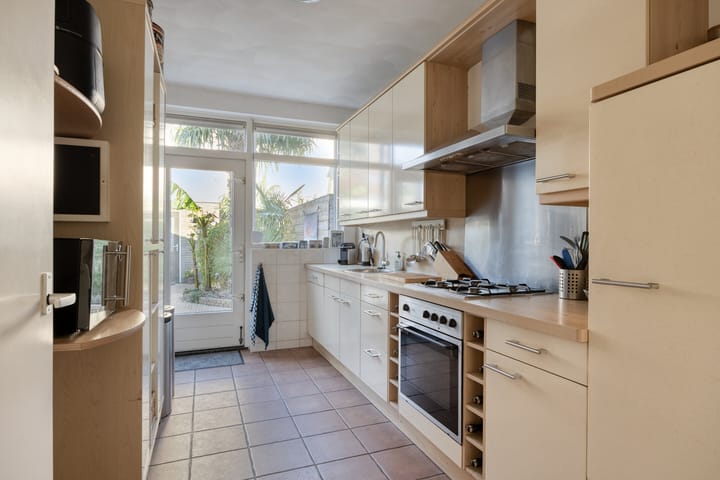 Foto 8 van Schouwenlaan 16