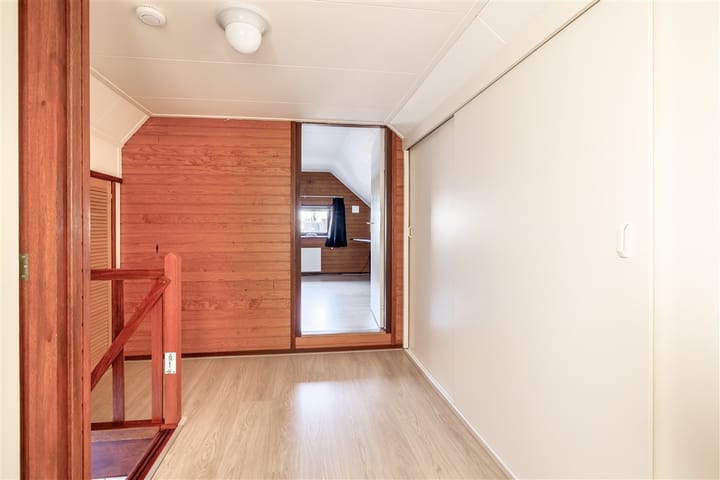 Photo 27 of Schoolstraat 21