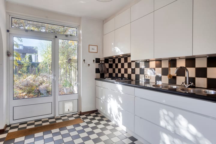 Foto 20 van Churchillstraat 12