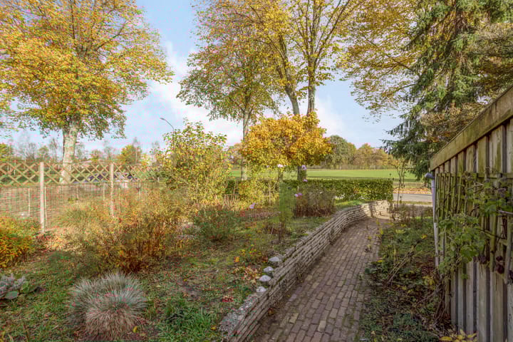 Foto 42 van Churchillstraat 12