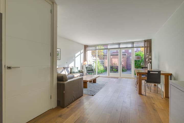 Foto 2 van Paardenbloem 30