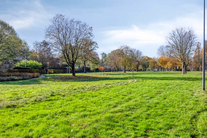 Foto 25 van Van Ruusbroecstraat 85