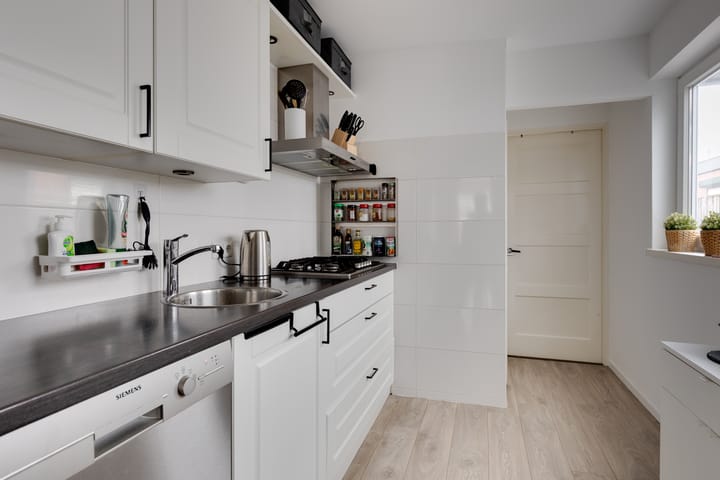 Photo 14 of Rozenstraat 50