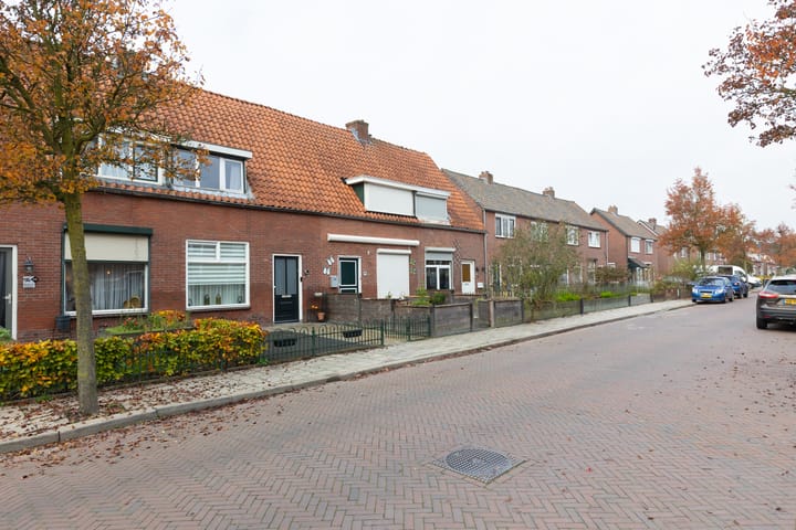 Photo 35 of Rozenstraat 50