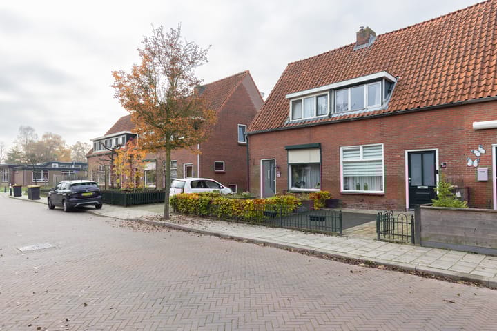 Photo 36 of Rozenstraat 50