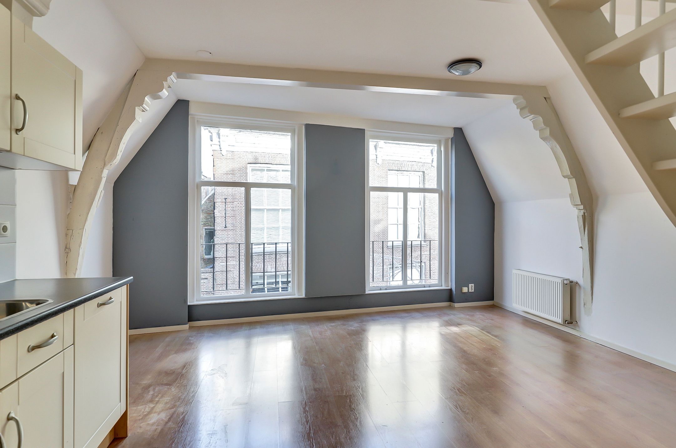 Photo 18 of Zuiderkerksteeg 12-B