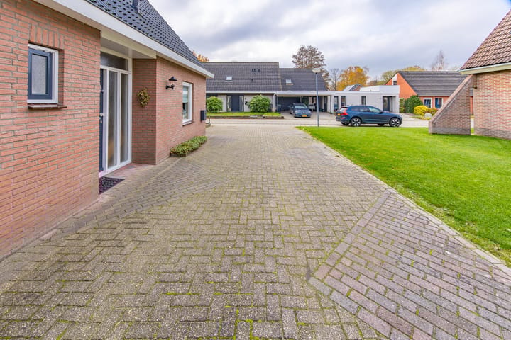 Foto 8 van Veentuinen 55