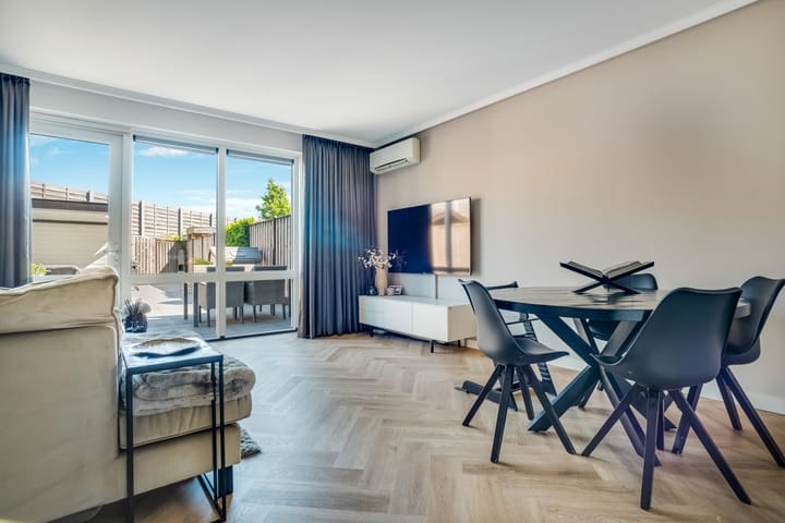 Photo 6 of Robert Josephstraat 32