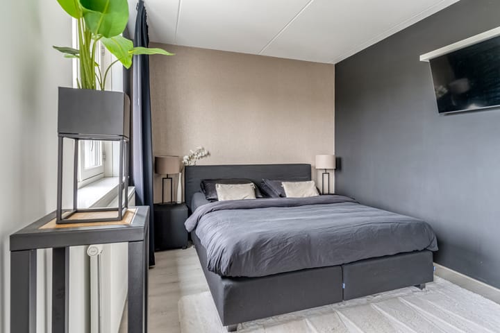 Photo 25 of Robert Josephstraat 32