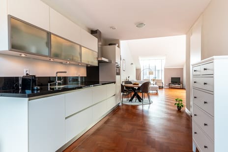 Helmstok 7 tertiary image