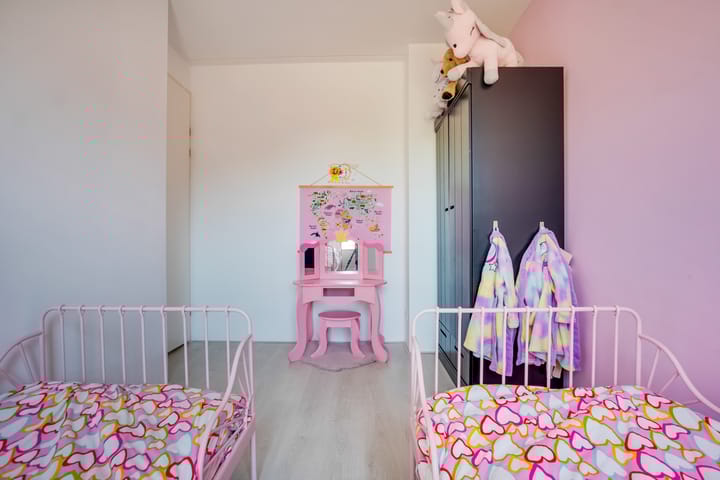 Photo 27 of Robert Josephstraat 32