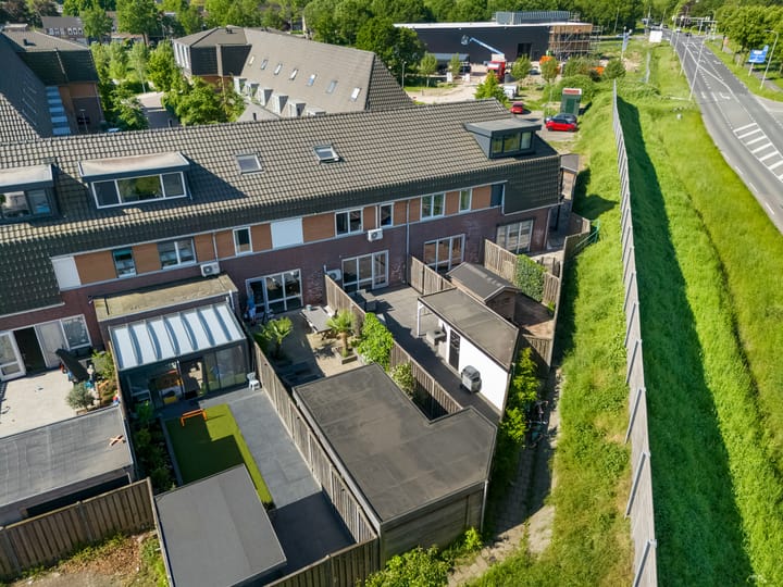 Photo 42 of Robert Josephstraat 32