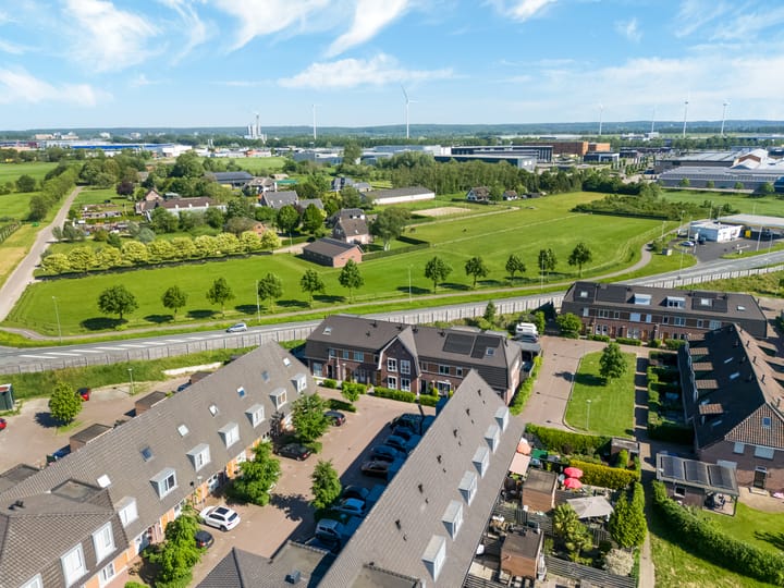 Photo 48 of Robert Josephstraat 32