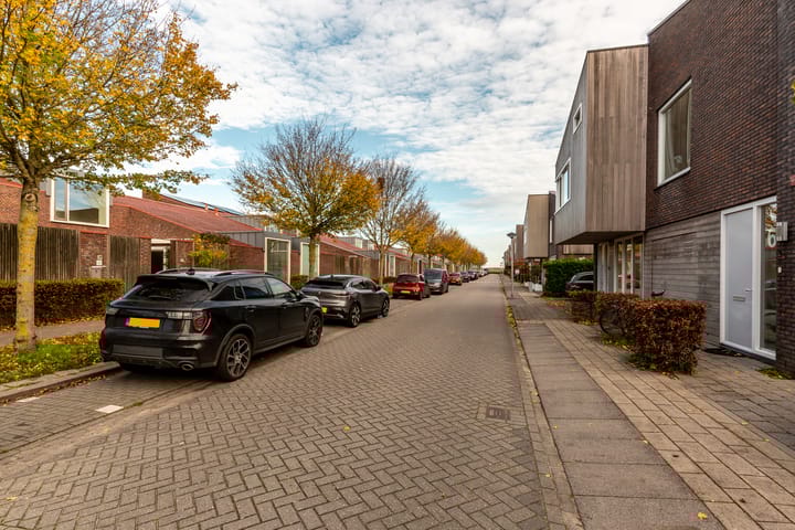 Foto 44 van Helmstok 7