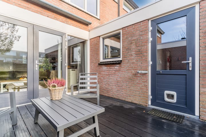 Photo 32 of Maarten Mooystraat 4