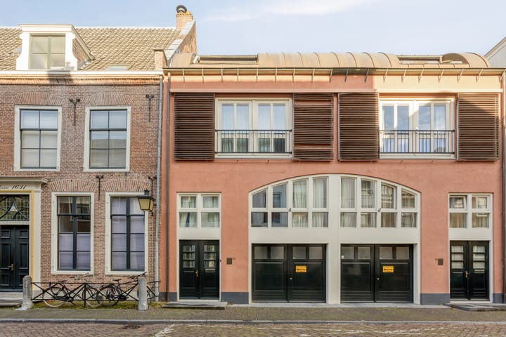Zuilenstraat 70