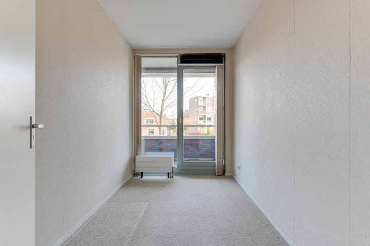 Photo 15 of Van Houtenkade 4-B