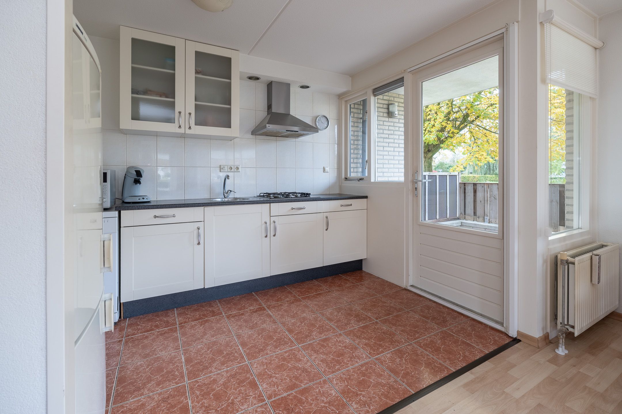 Photo 9 of Tarweakker 26