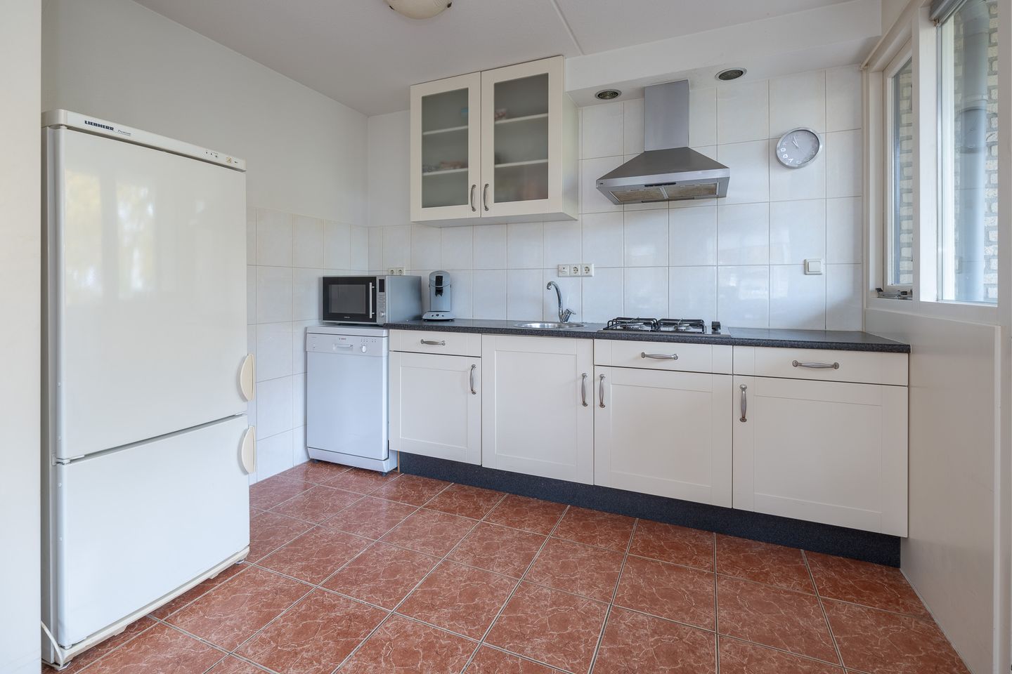 Photo 10 of Tarweakker 26