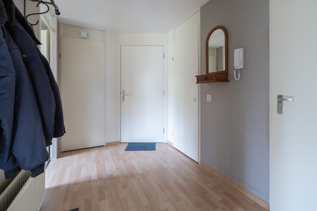 Photo 22 of Tarweakker 26