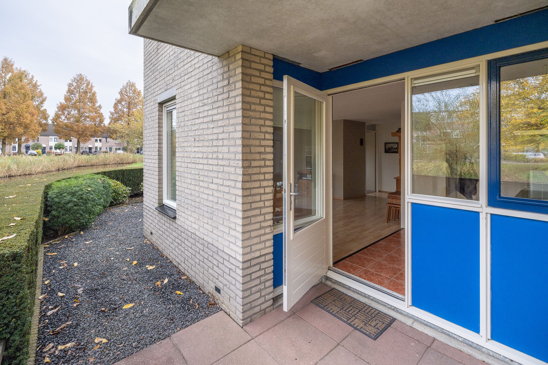 Photo 24 of Tarweakker 26