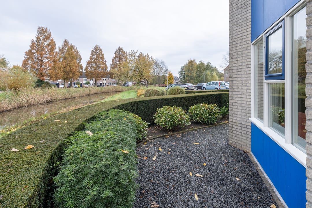 Photo 28 of Tarweakker 26