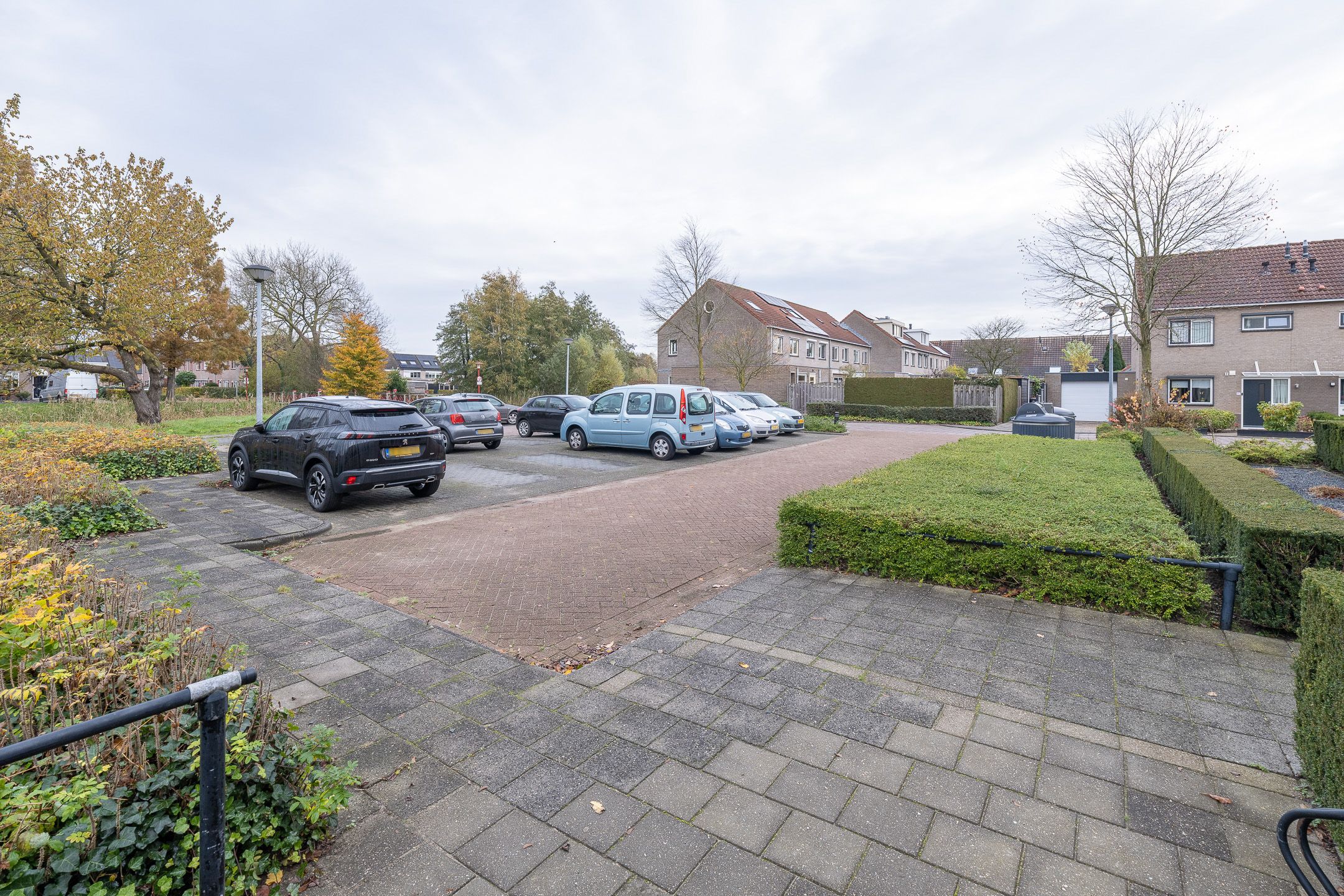 Photo 33 of Tarweakker 26