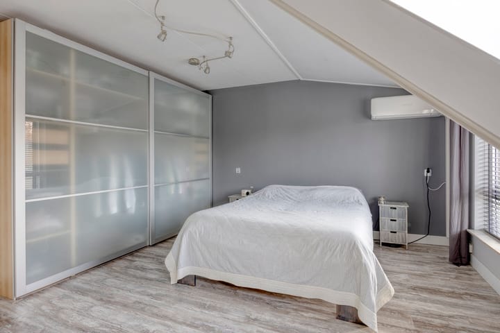 Photo 19 of Akelei 16