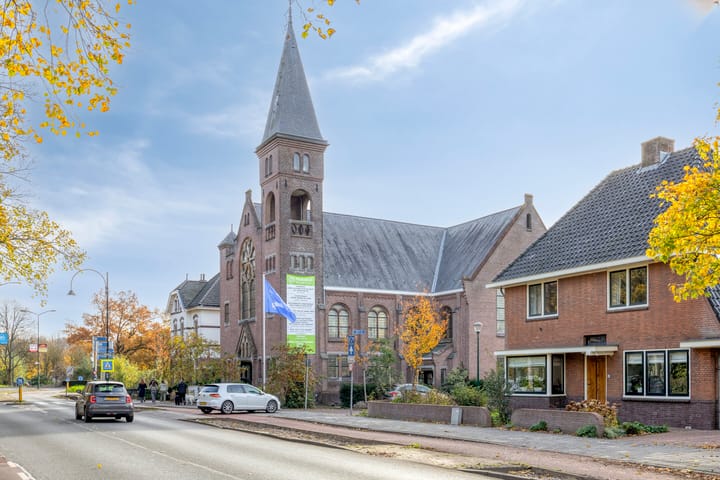 Photo 41 of Akelei 16